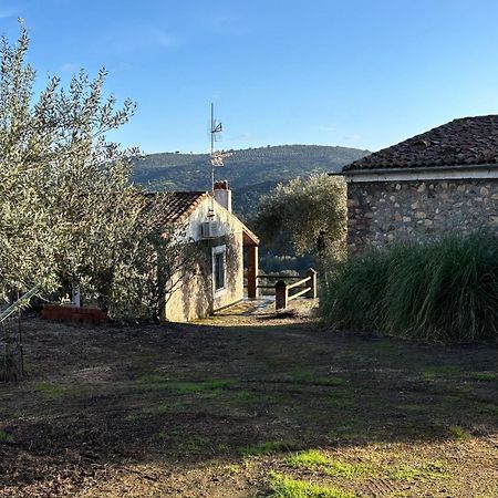 Casas Rurales Los Llanos 丰特斯-德莱昂 外观 照片